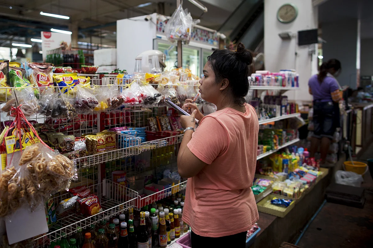 Thailand's GDP Growth Exceeds Forecasts on Domestic Demand