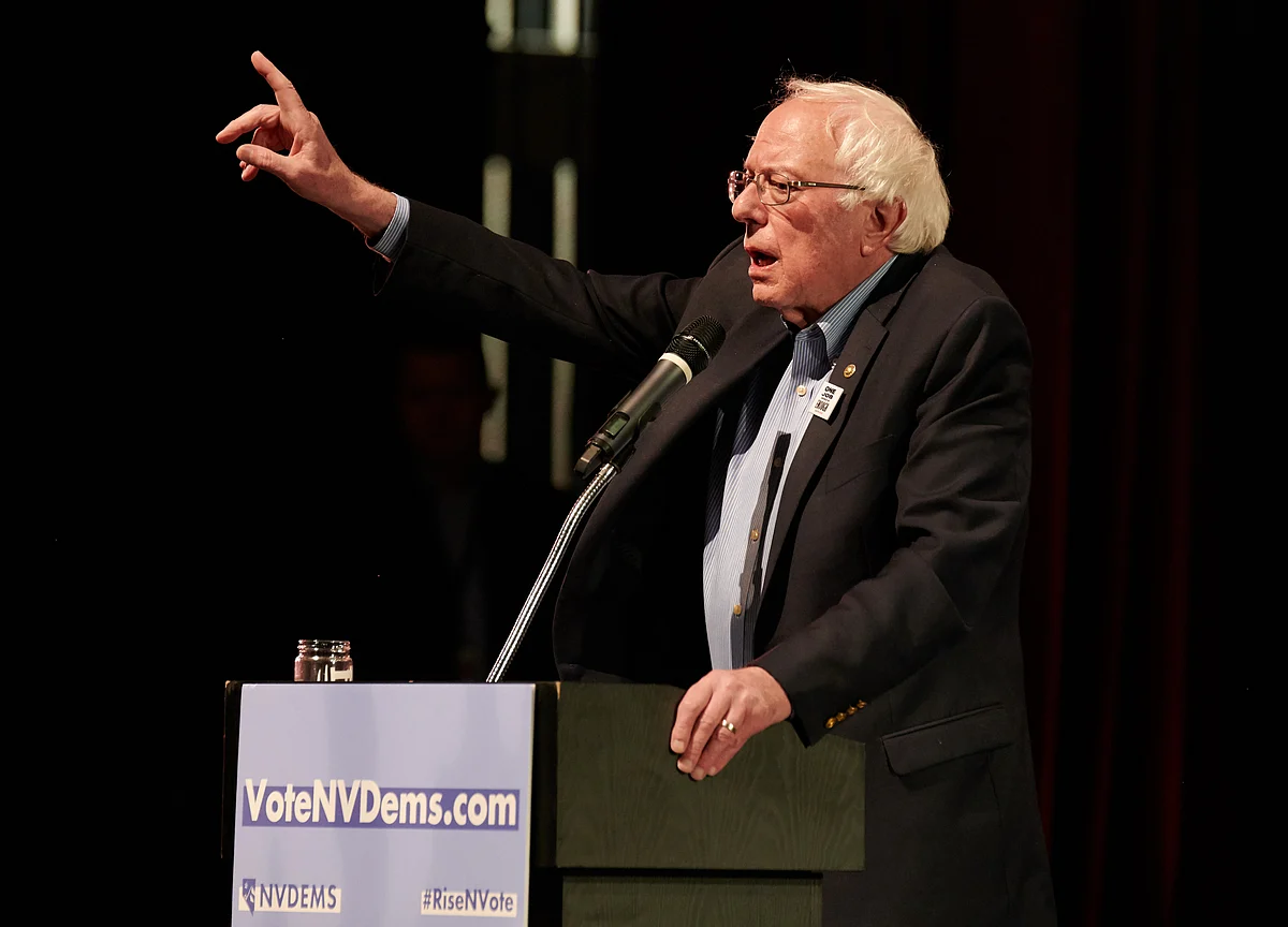 Sanders Aligns With Ocasio-Cortez on Climate as Biden Surges