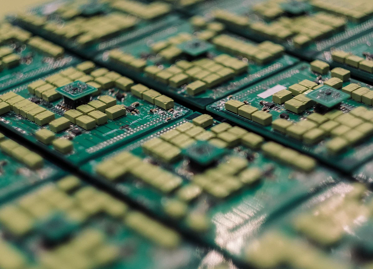 A $210 Billion Rally in Chip Stocks Leaving Hedge Funds in Dust