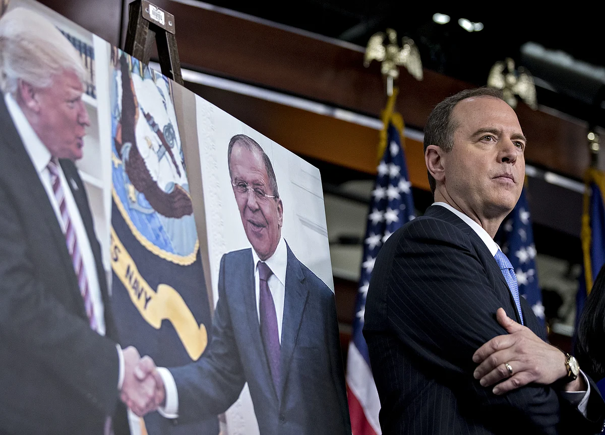 Trump Fears Schiff Is Recruiting White House Employees for Probe