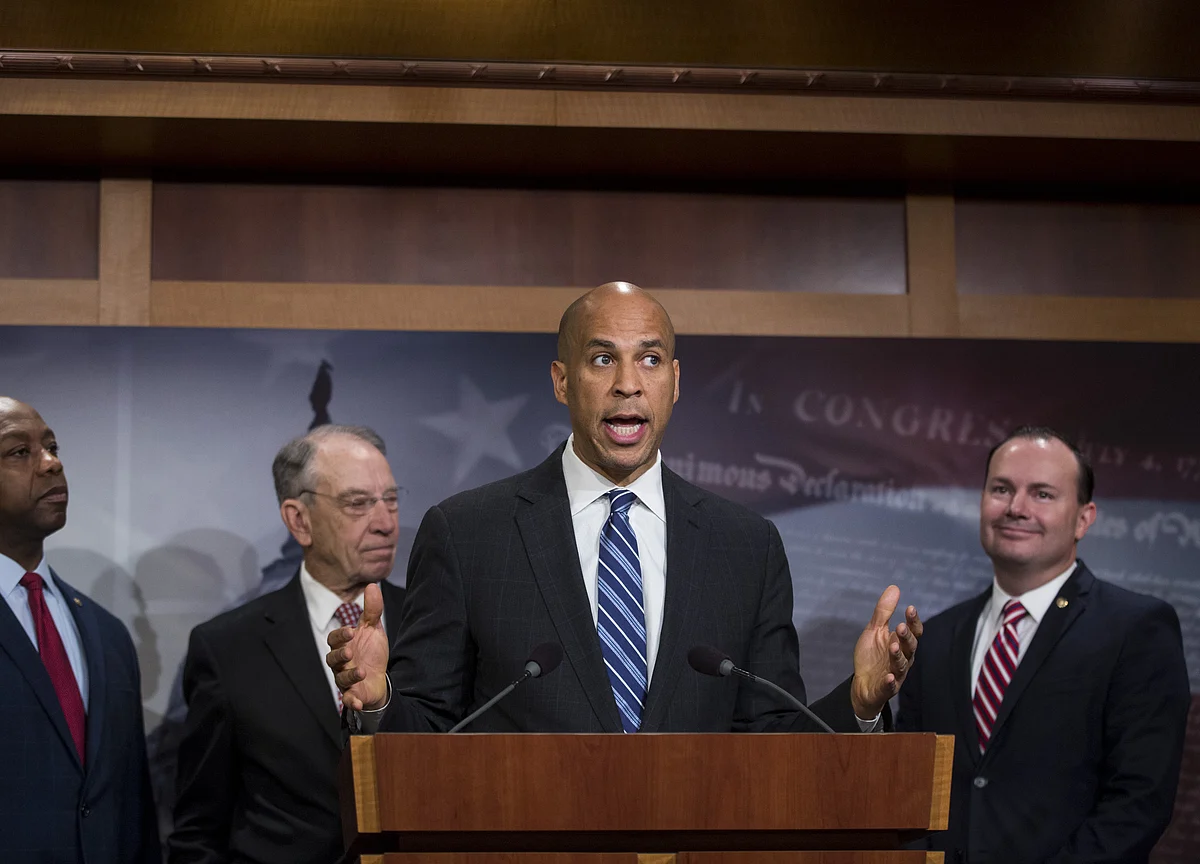 Booker Joins Race, Preaching Optimism in Contrast With Trump