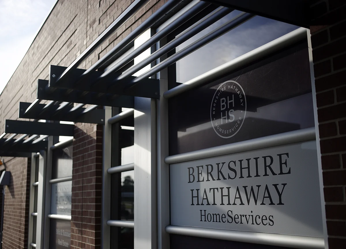 Berkshire Suffers $2.8 Billion Hit on Kraft's Subpoena News