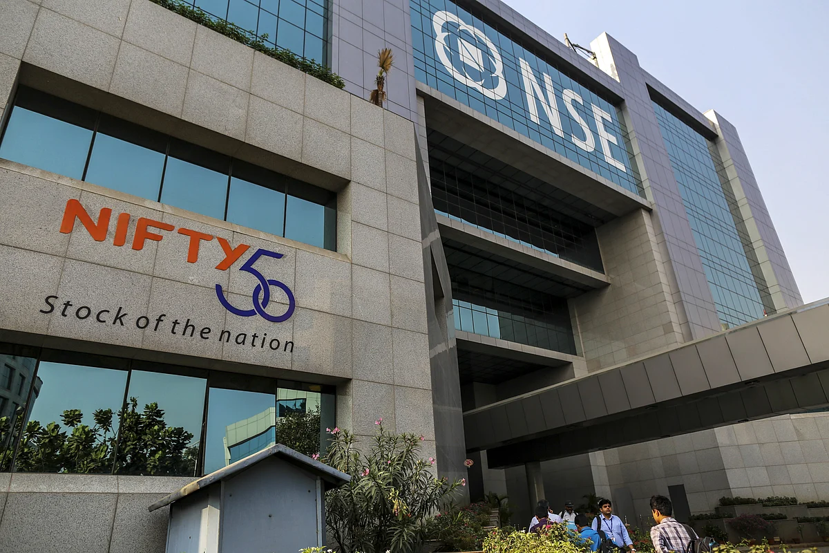 The National Stock Exchange of India building in Mumbai. (Photographer: Dhiraj Singh/Bloomberg)