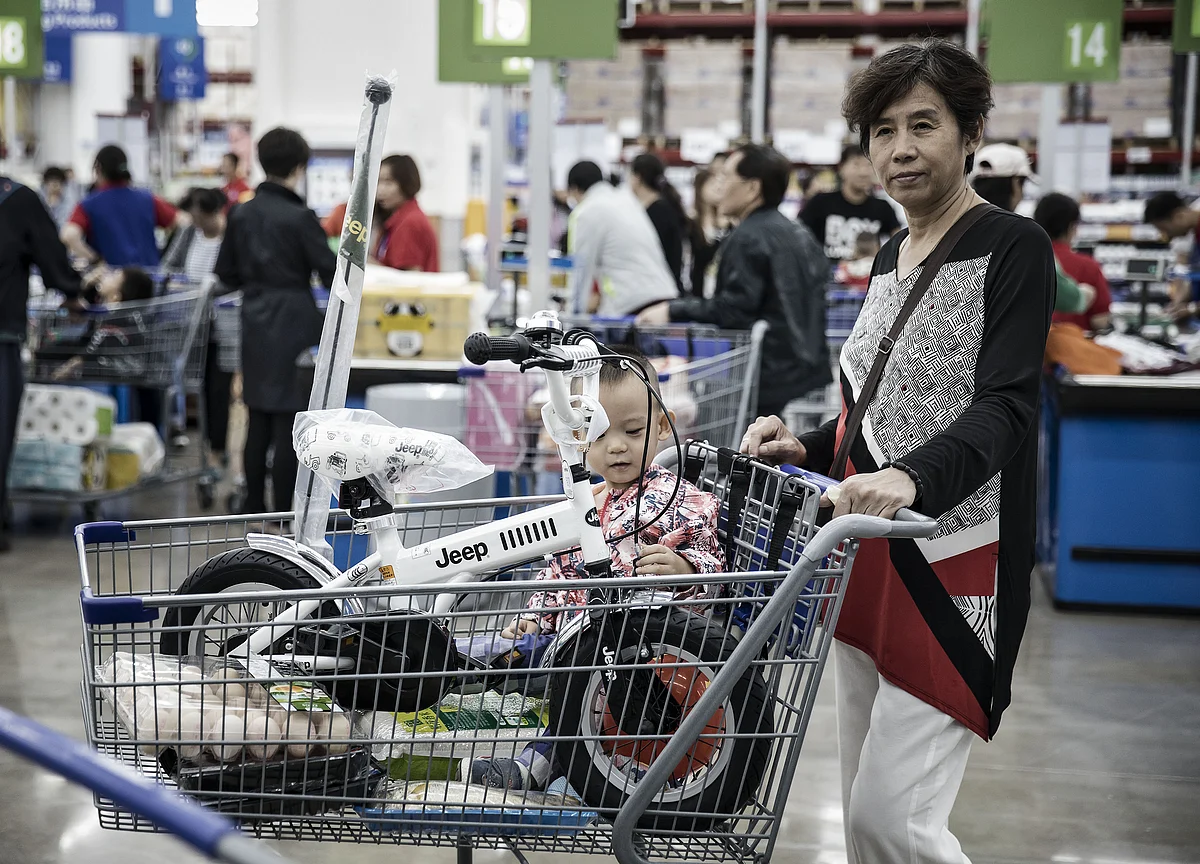 For Emerging Markets, China’s Shift to Consumer Goods Is a Blow