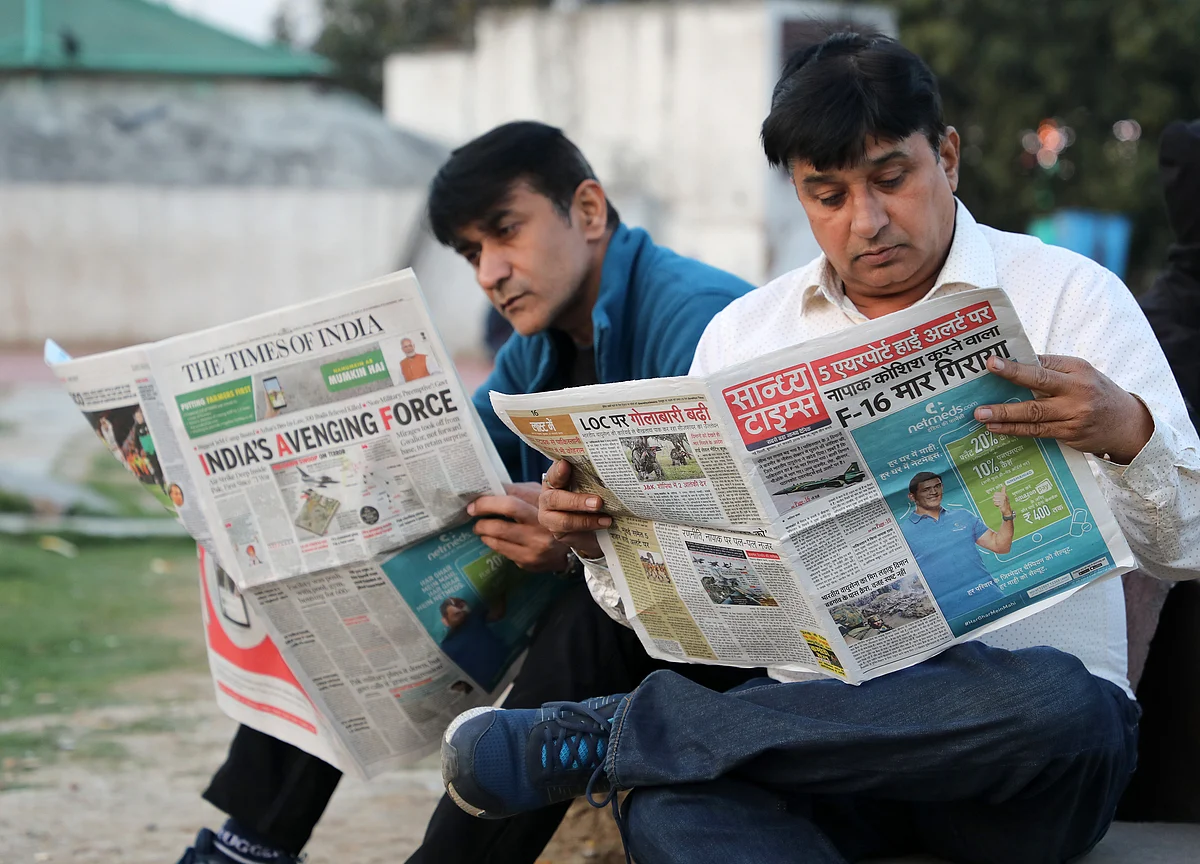 India-Pakistan Fallout Hits Rupee Bonds as Firms Pull Offerings
