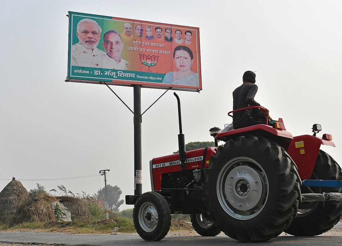 Fitch Bucks Consensus and Rules Out Easy India Mandate for Modi