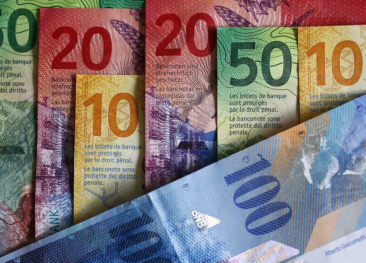 Swiss Economy Grew Most in Four Decades After Curbs Lifted