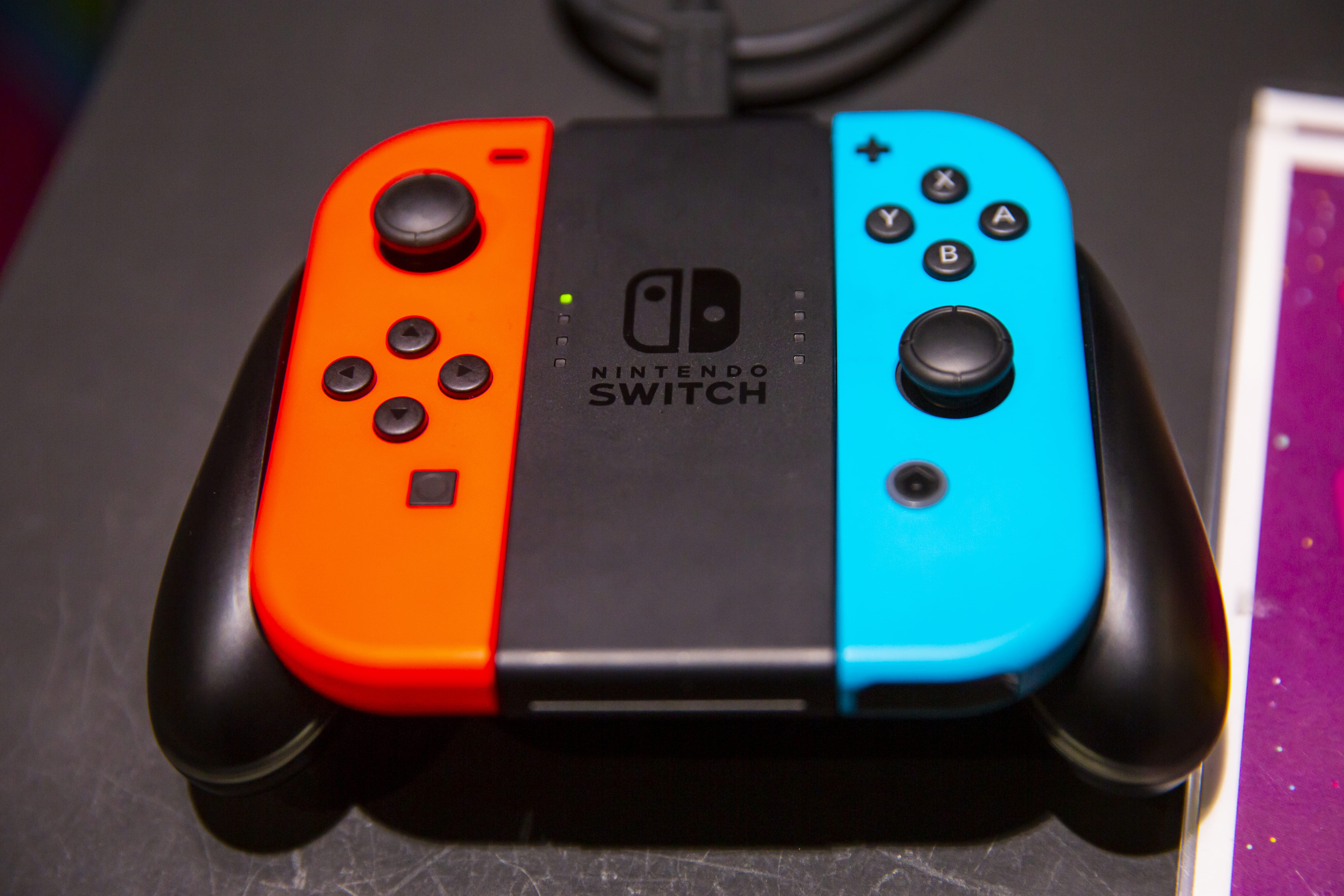 Nintendo Unveils Virtual Reality Cardboard Headset For Switch