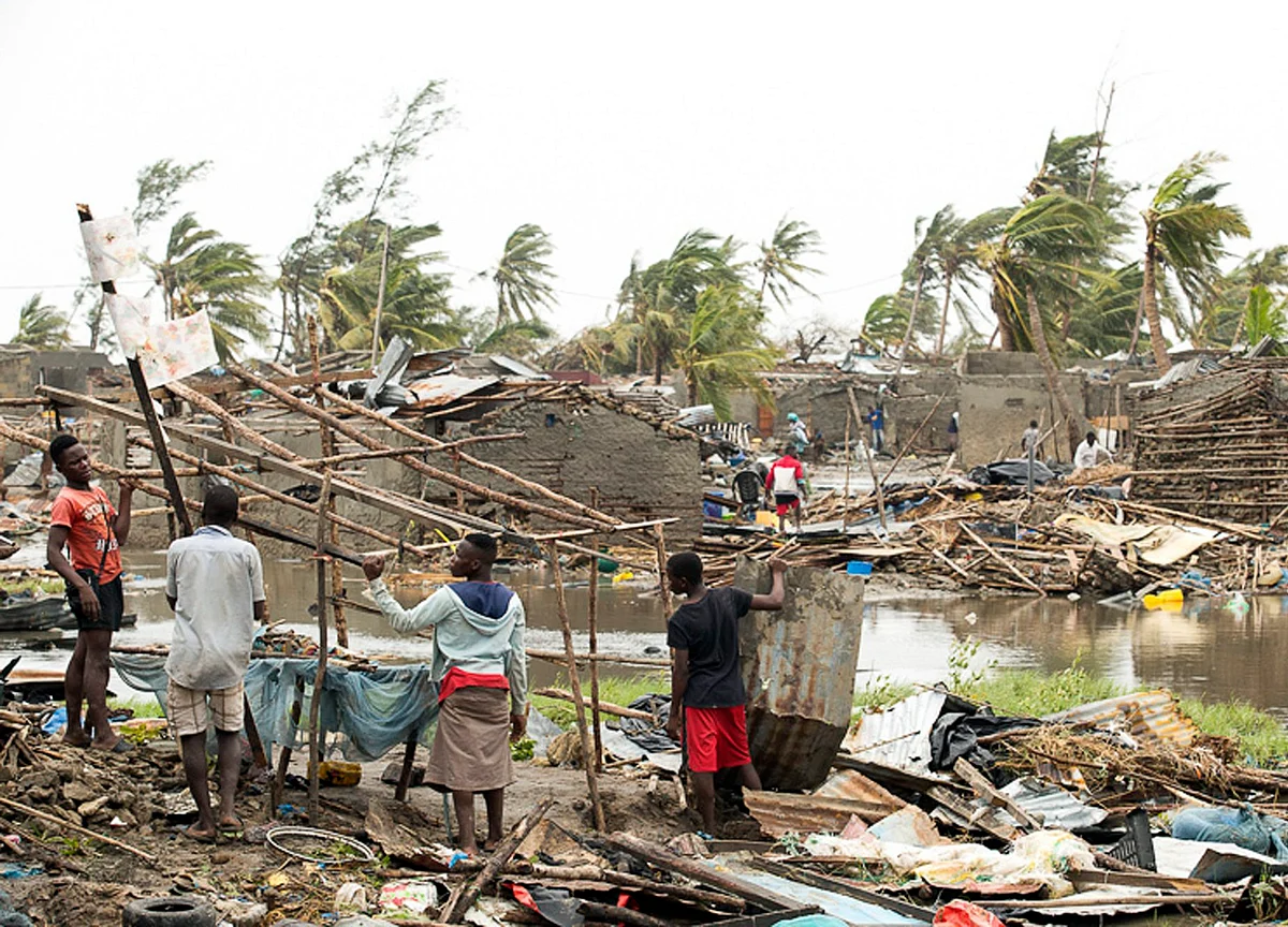 Death Toll May Top 1,000 After Cyclone Rips Through Mozambique