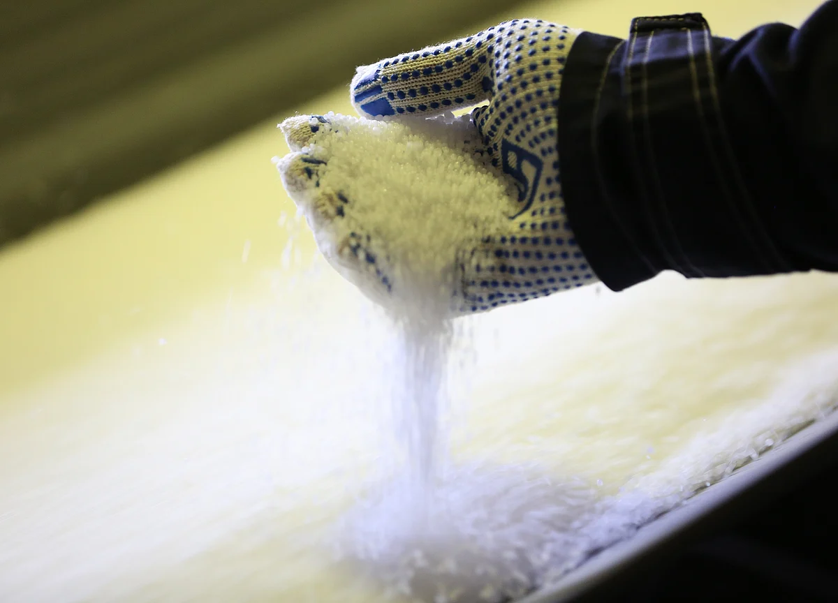 Why Deepak Nitrite’s Stock Is Outperforming Peers This Year