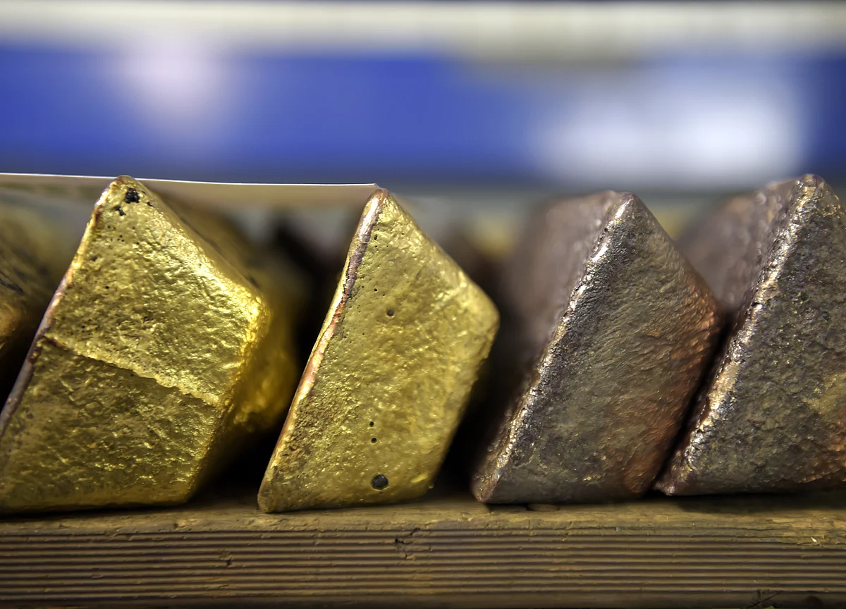 Wedding Demand Props Up Indian Gold Imports for a Second Month