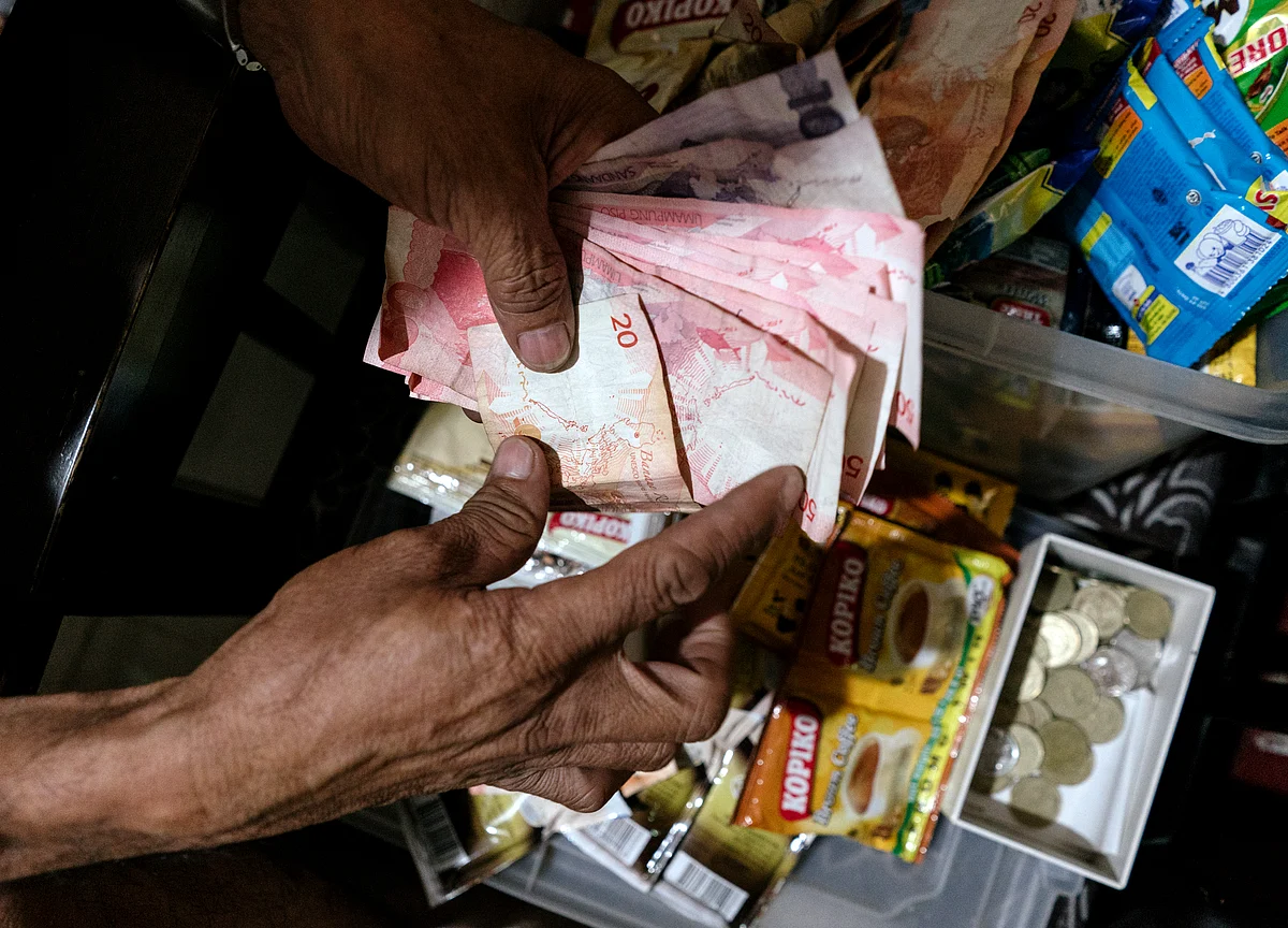 Philippines Readies First 2020 Overseas Bond Amid Inflation