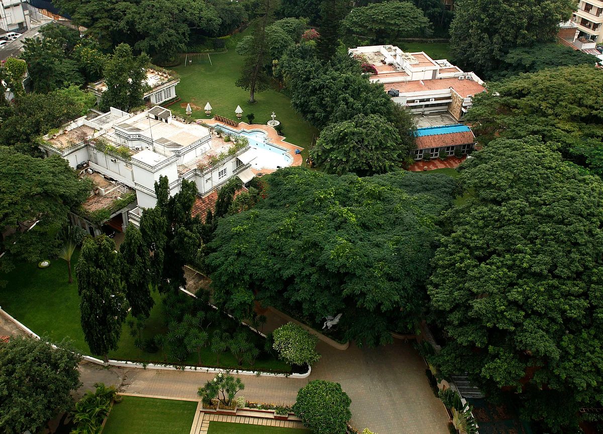 Court Orders Attachment Of Mallya’s Properties