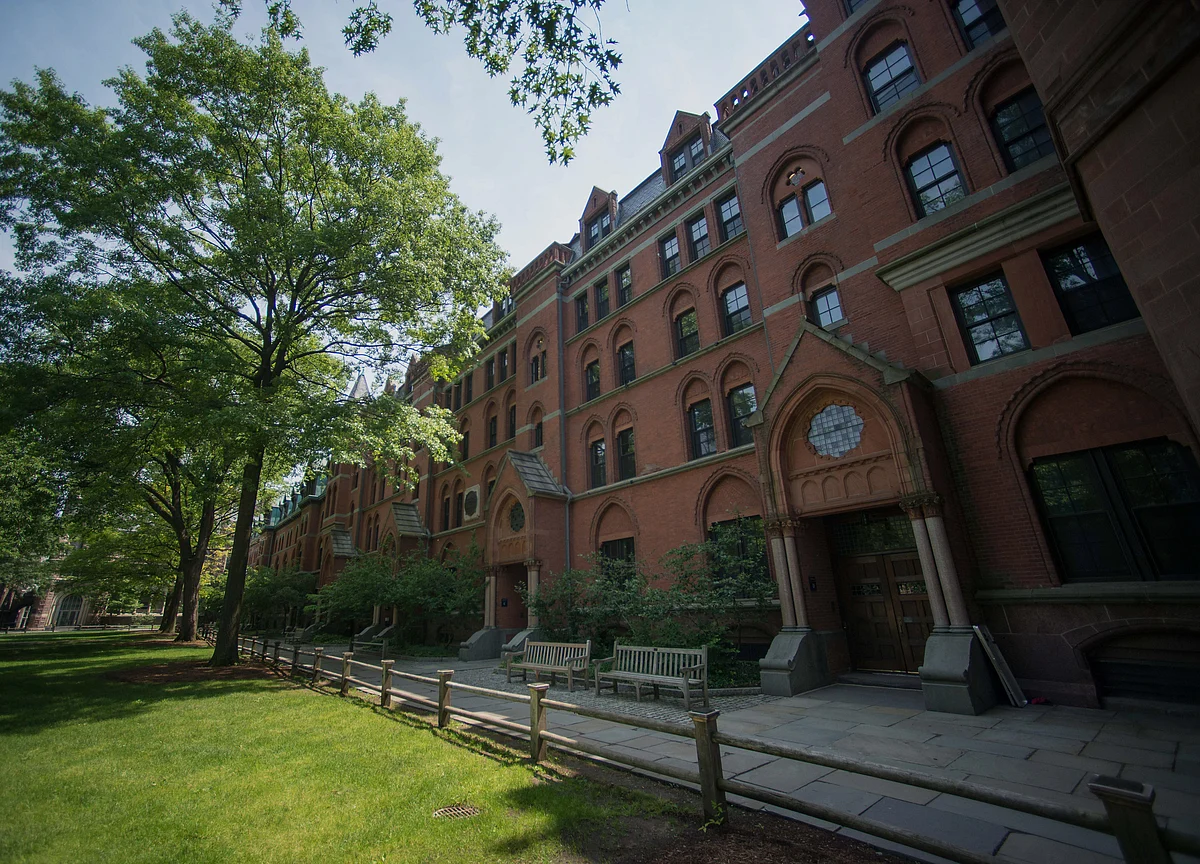 Prominent VC Is Ousted From His Firm as College Scandal Spreads