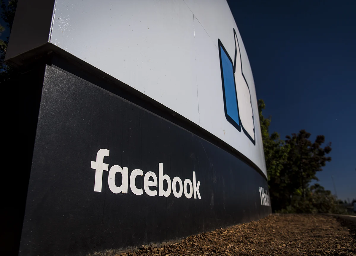 Wildlife Traffickers Use Facebook, Instagram to Find Black-Market Buyers