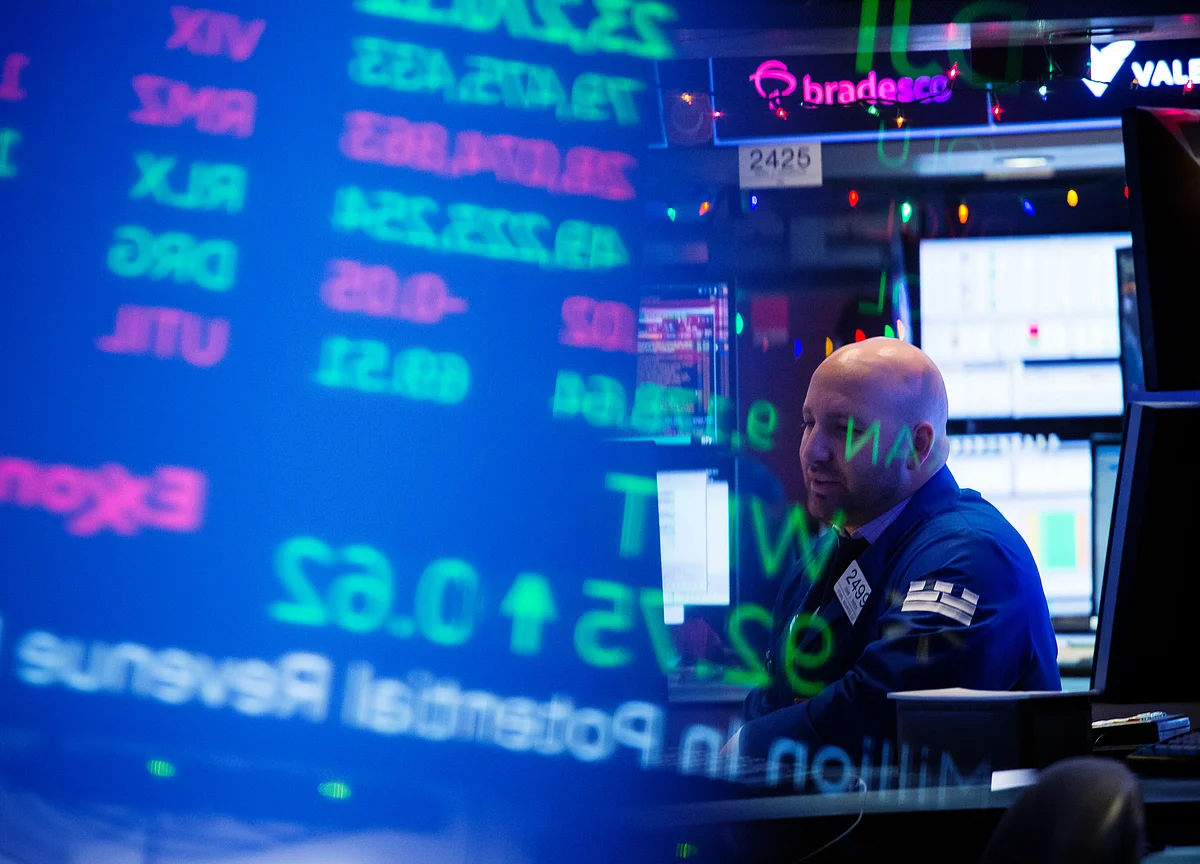 U.S. Stocks Rally to Record on Earnings Surprises: Markets Wrap
