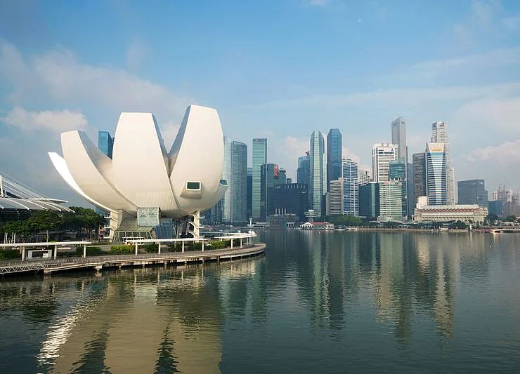 Shaving Milliseconds Off Currency Trades Could Make Singapore Billions