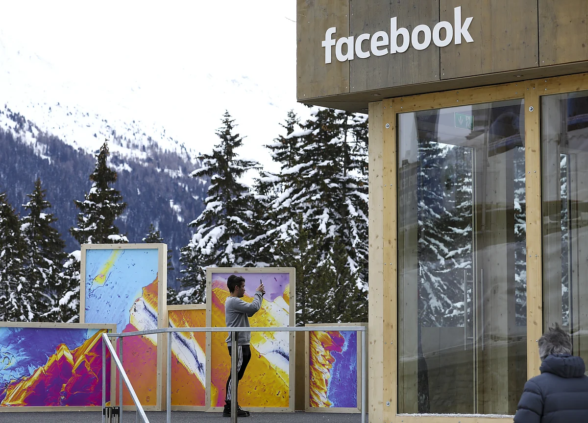 Facebook Names State Department's Newstead as General Counsel