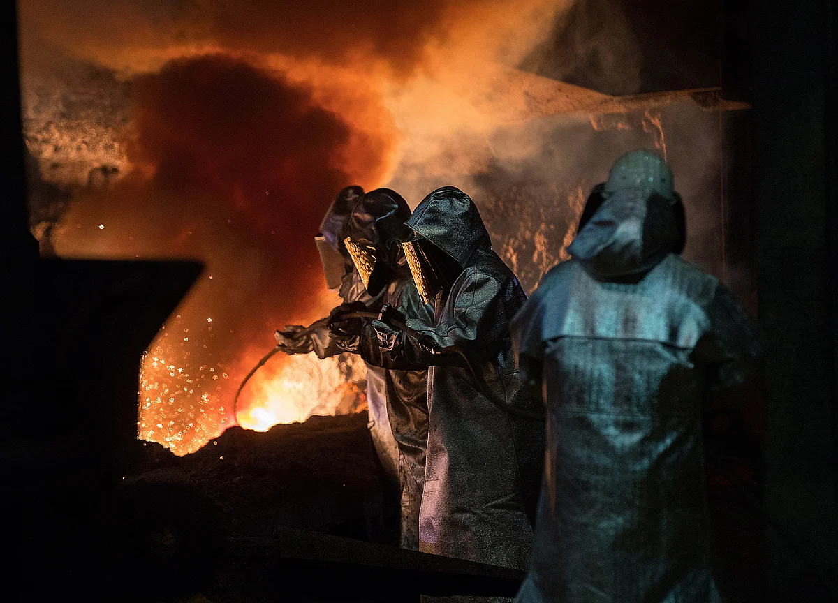 Thyssenkrupp Secures Union Backing on Overhaul, Reuters Reports