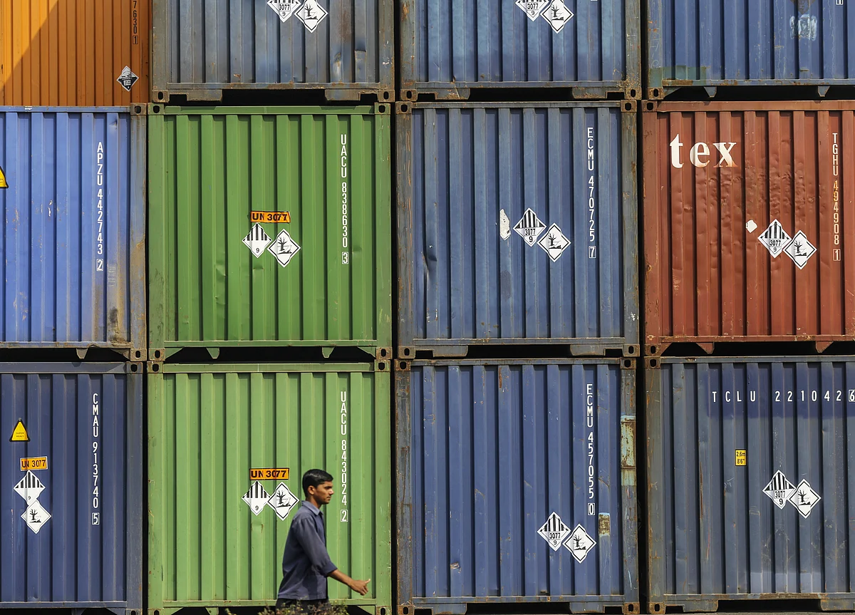 India Export Outlook Turns Bleaker As Global Growth Slows