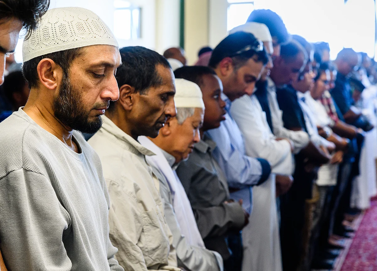 New Zealand Mosque Gunman to Face 50 Murder Charges, Police Say