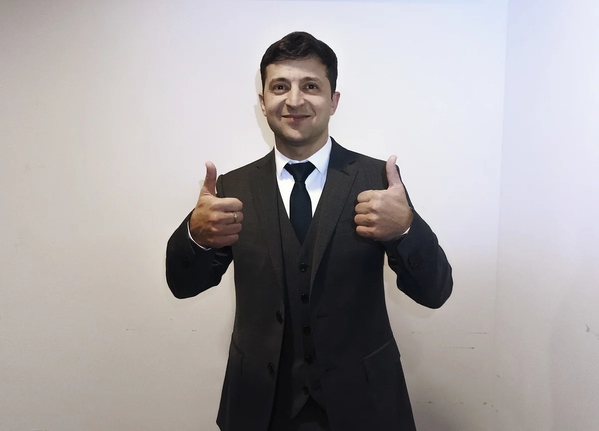 Ukrainian TV Comic Wins Presidency in Landslide, Exit Poll Shows