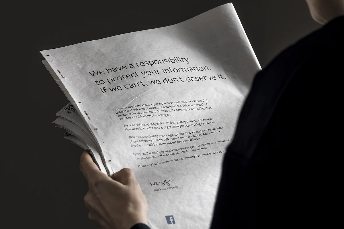 A Facebook Inc. advertisement is displayed on the back page of the Sunday Mirror newspaper. (Photographer: Jason Alden/Bloomberg)