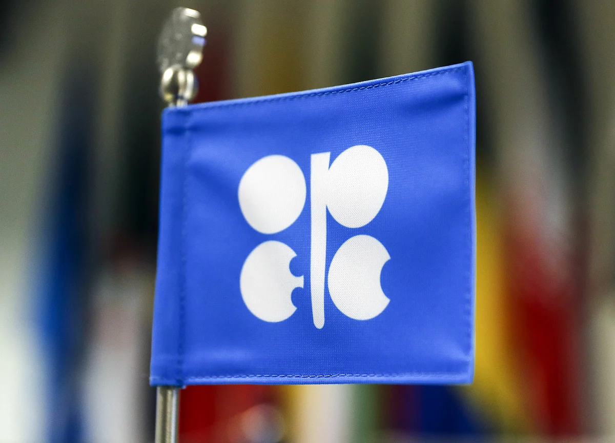 Oil Steadies With OPEC+ Meeting Looming Over Tightening Market