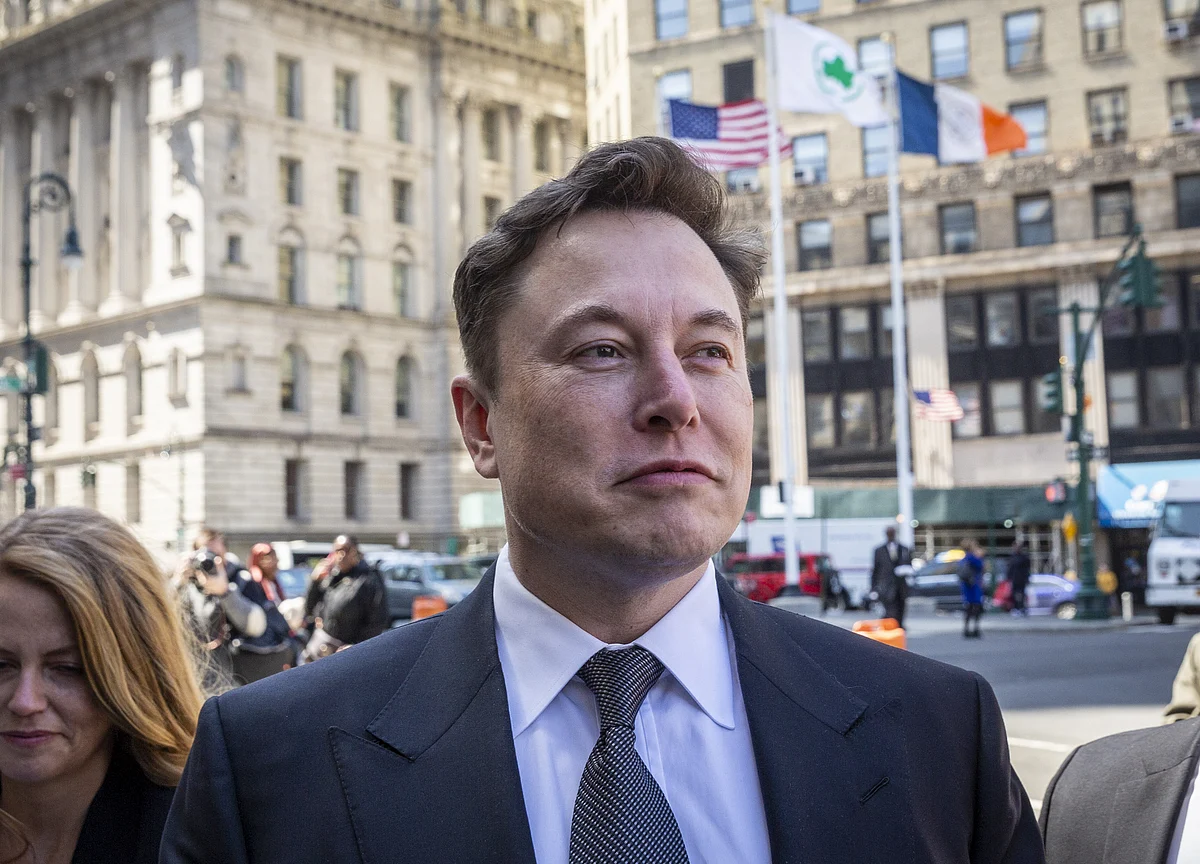 Tesla to Talk Up Future Potential as Market Awaits Report Card