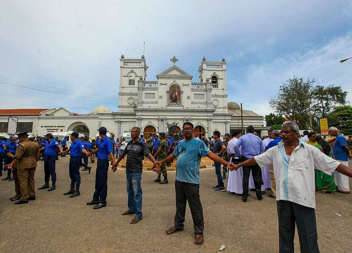 Sri Lanka Probes International Terror Link After Blasts Kill 290