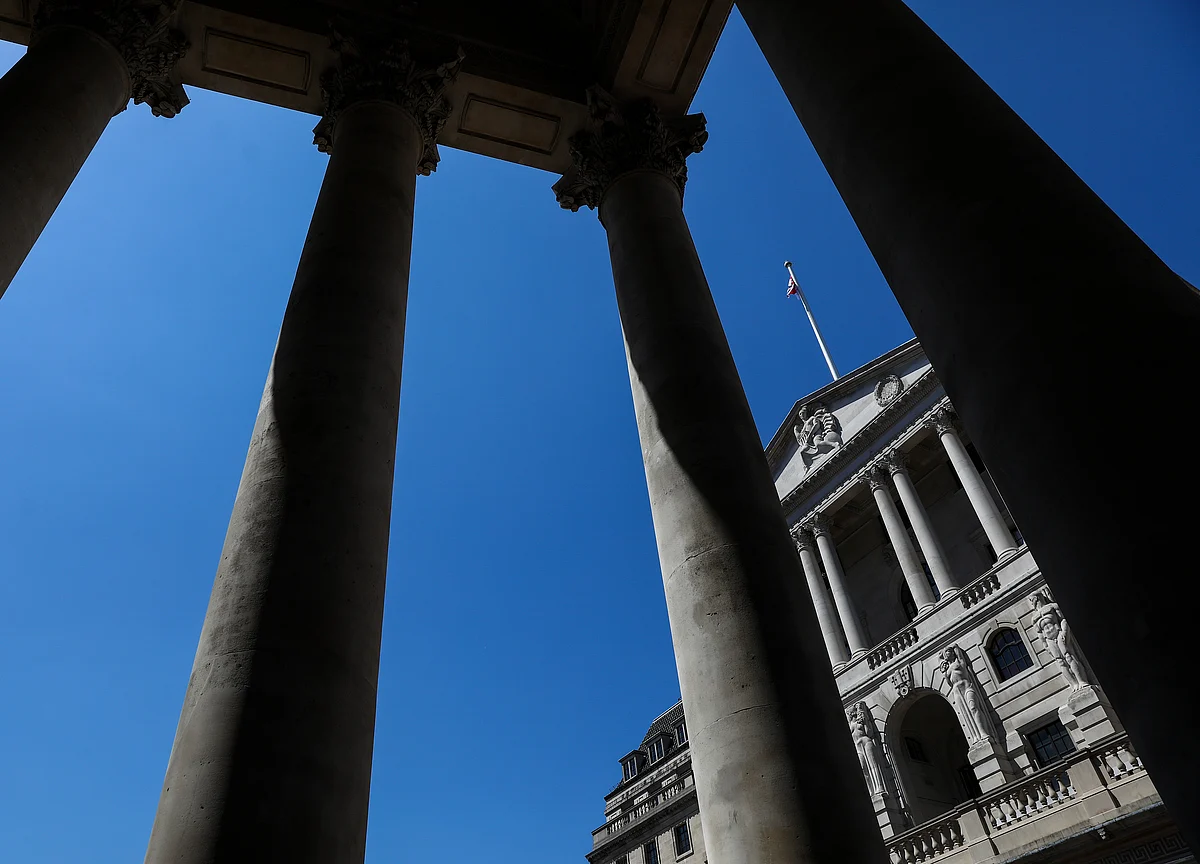 Wildcard for Bank of England Race Is Whether Government Survives