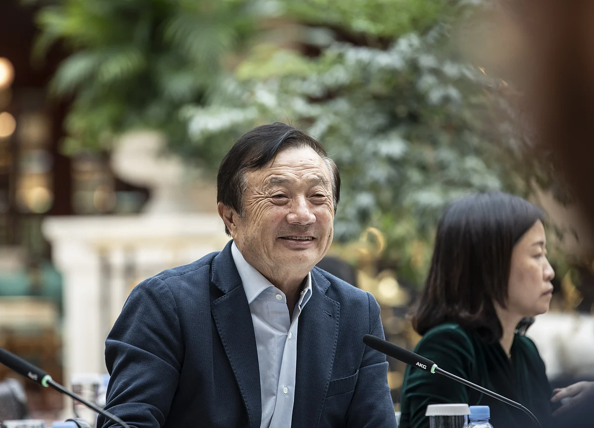 Billionaire Huawei Founder Defiant in Face of Existential Threat