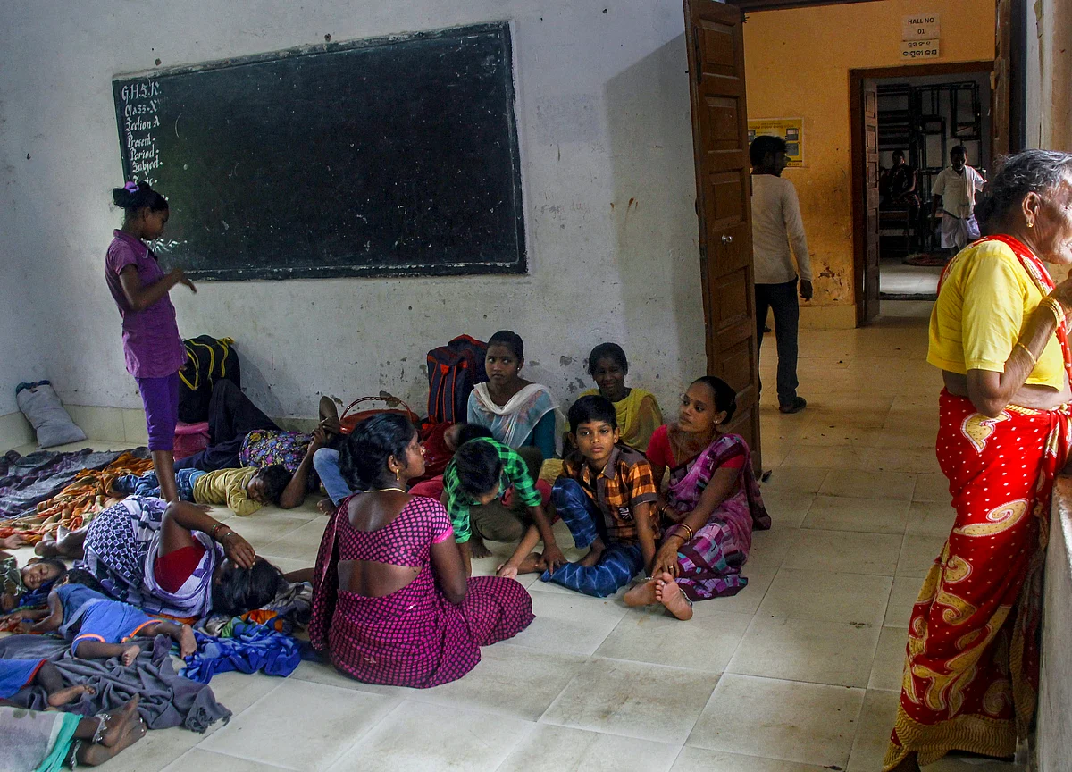 India Begins Evacuating Almost 1 Million for Cyclone Fani
