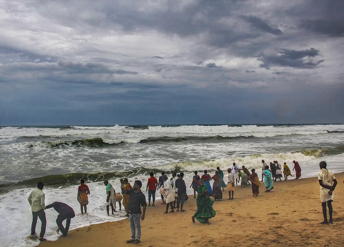 Cyclone Fani: Flights To And From Bhubaneswar Cancelled