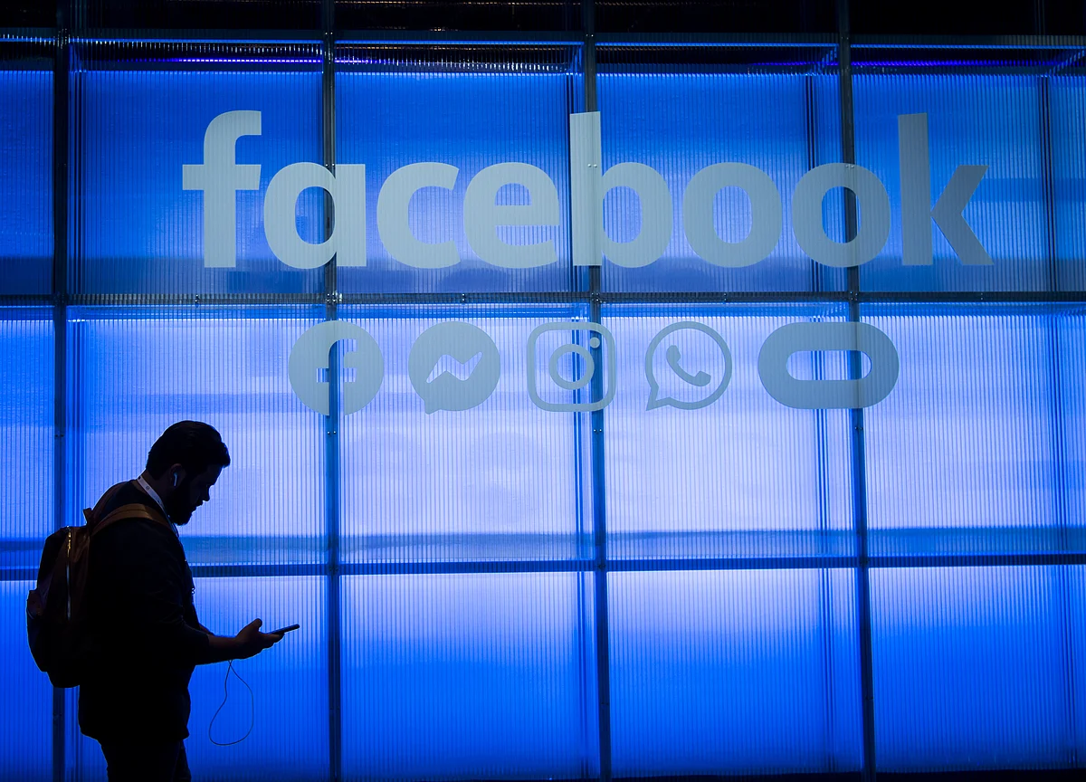 Facebook Warns Advertisers ‘Clear History’ May Hurt Targeting