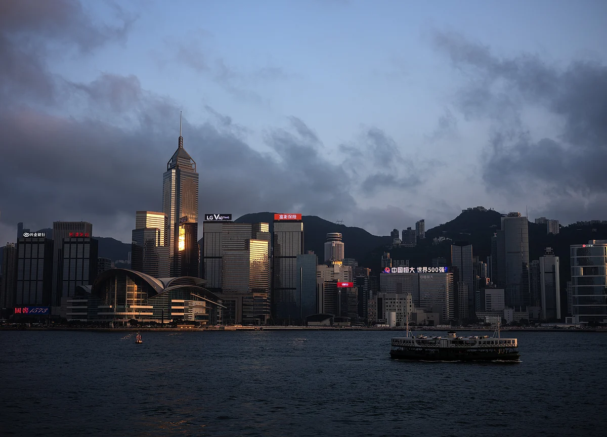 Hong Kong Property Back in Bubble Territory, Reinhart Says
