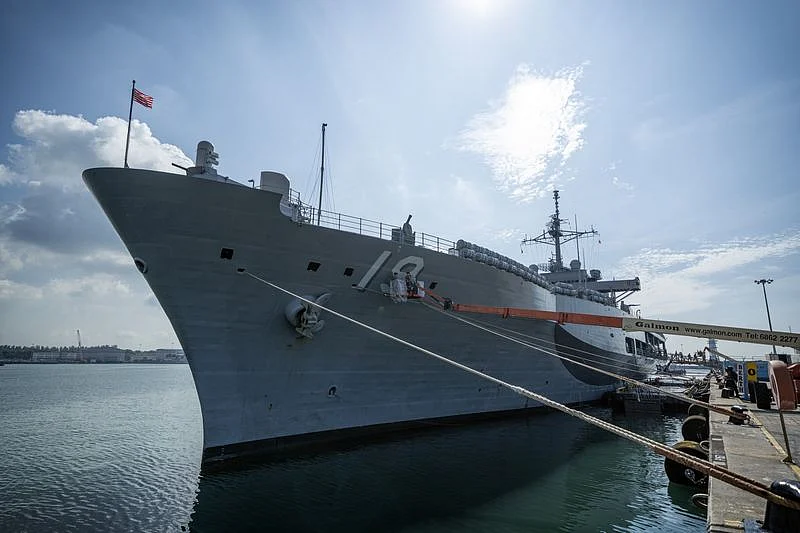 Inside the Close Naval Encounters in the South China Sea