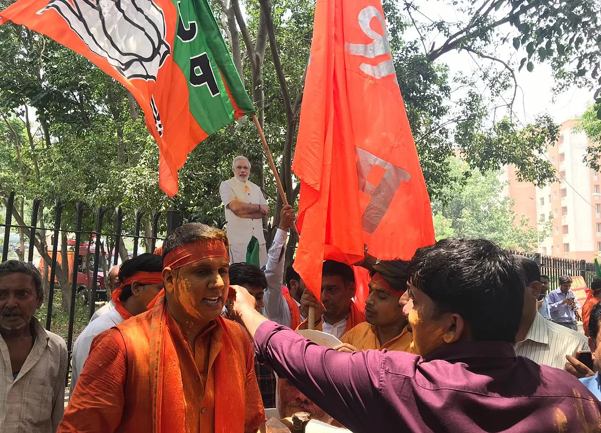 West Bengal Election Results 2019: BJP Still Going Neck And Neck Against TMC In West Bengal