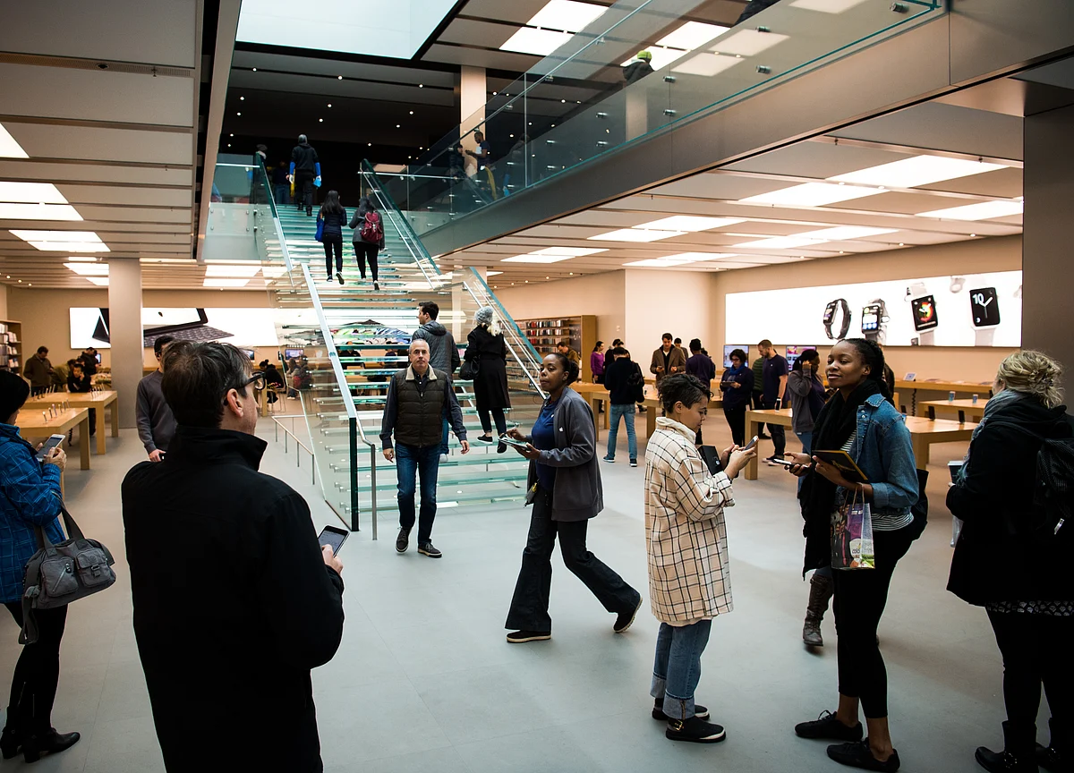 Apple Rolls Out New iPod Touch, Keeping It Alive in iPhone Era