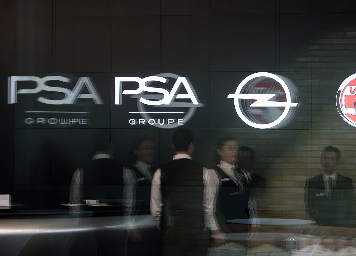 PSA Says It’s Open to Deals After Report of Jaguar Talks
