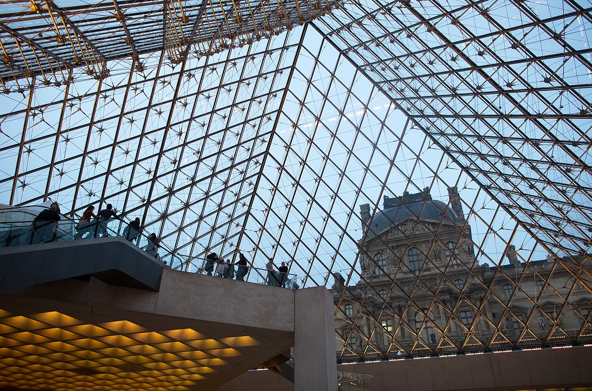 I.M. Pei, Architect Who Designed Louvre Pyramid, Dies at 102