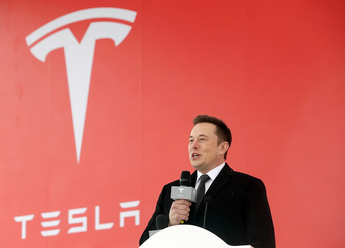 Elon Musk Makes $500 Billion Autonomy Pitch to Investors