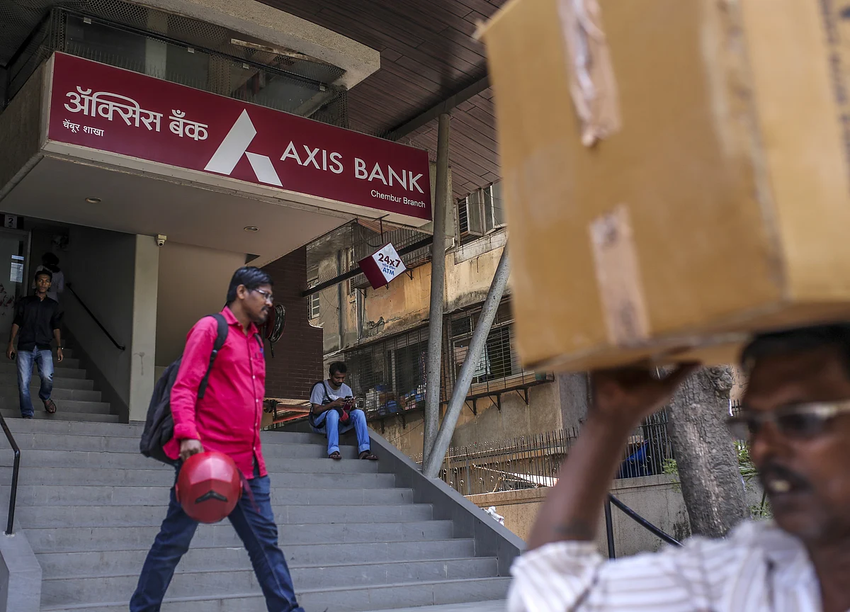 King of India Bond Sales Shashikant Rathi Leaves Axis Bank