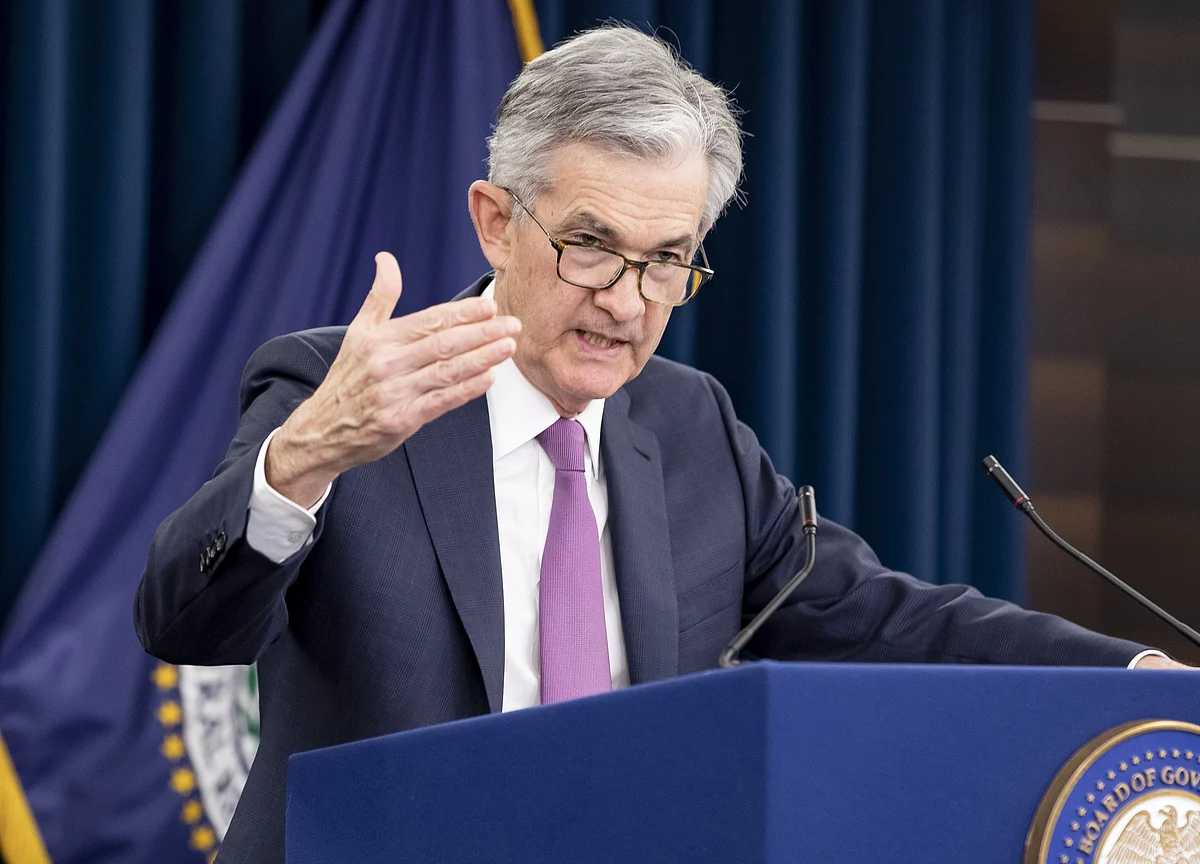 Powell Brushes Aside Rate-Cut Pressure With Confidence on Prices