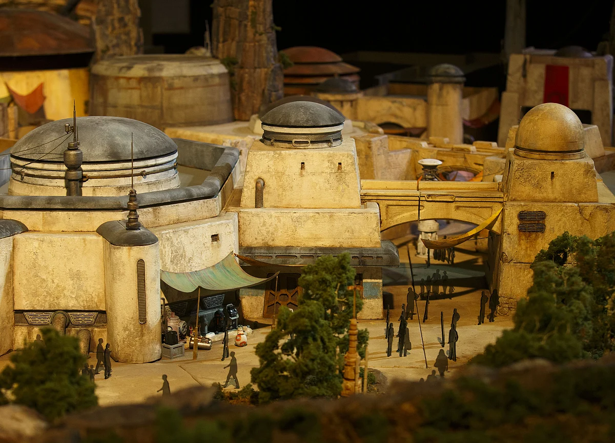 Star Wars Fans Snatch Up Every Reservation for New Attraction