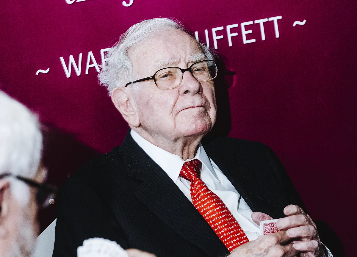 Buffett’s Berkshire Pegs Its Amazon Wager at $860.6 Million