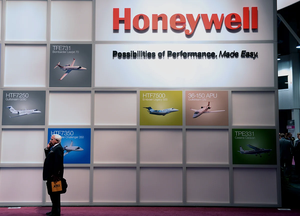 Honeywell’s $1.5 Billion Bet on an E-Commerce Boom Pays Off