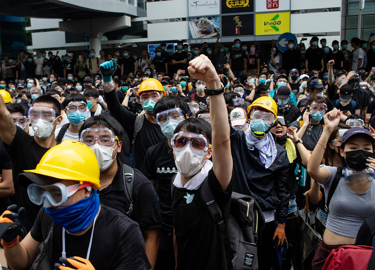 Protesters Enter Immigration Tower in Wan Chai: Hong Kong Update