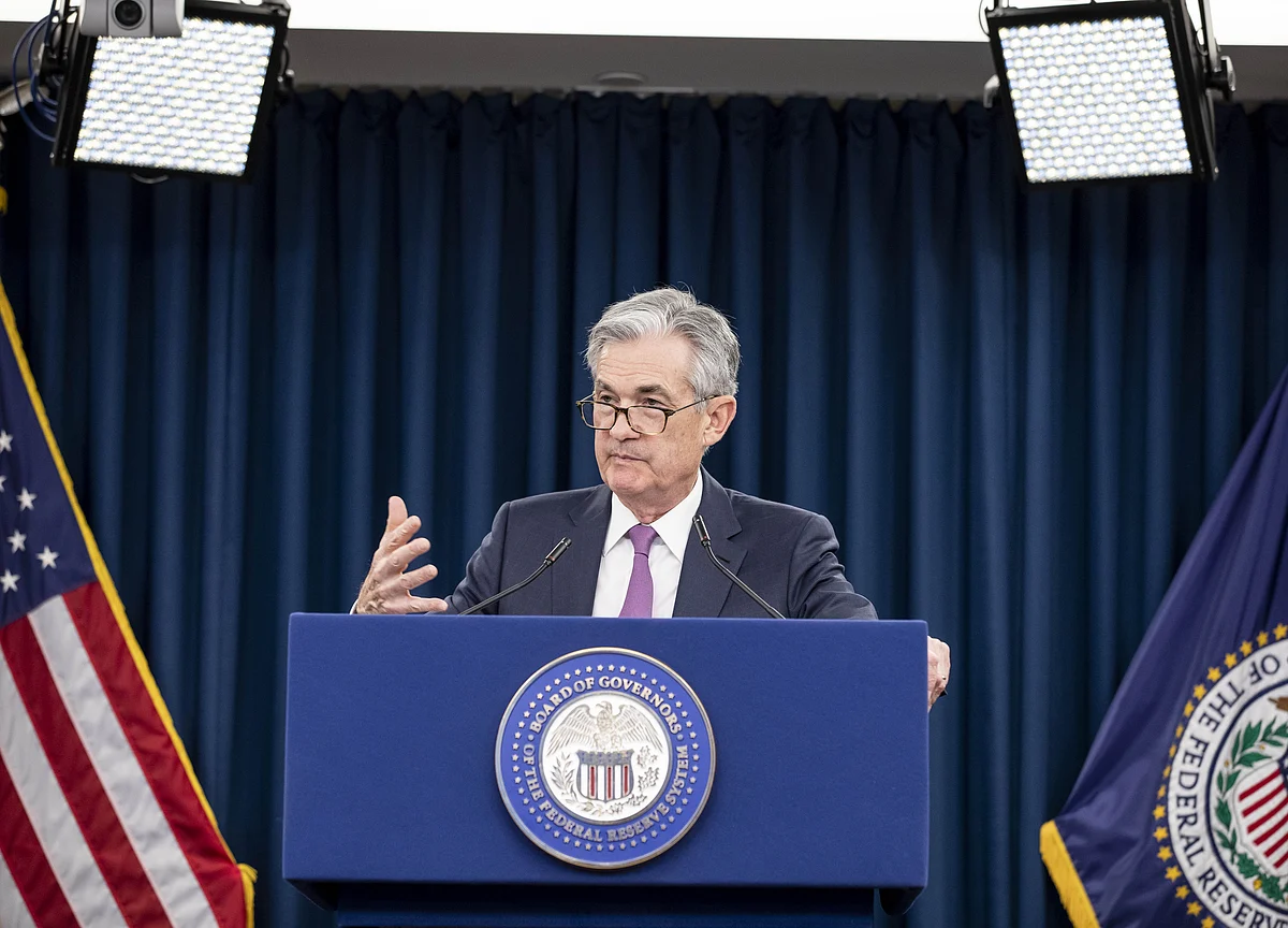 Fed Cut Looks Less Urgent After Pickups at Stores, Factories