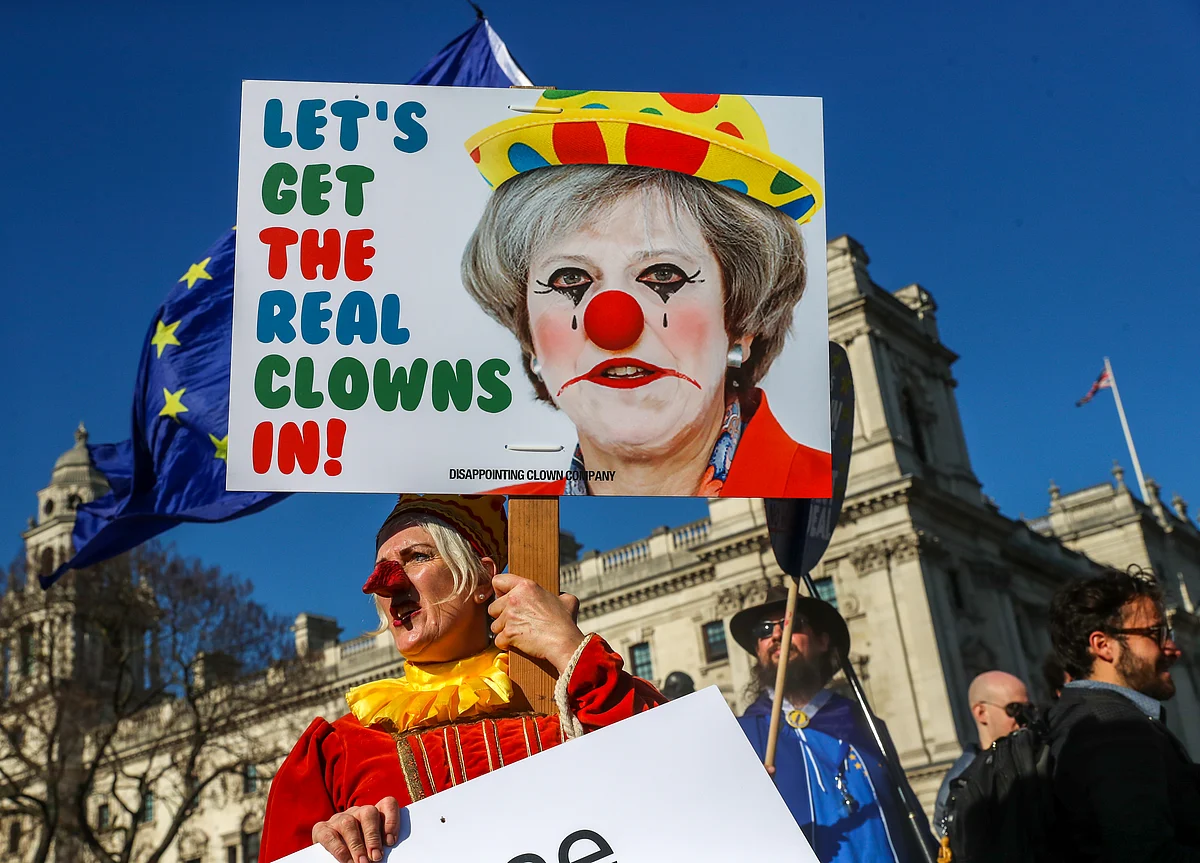 Tories Clash Over ‘Dictator’ Brexit Plan While Boris Johnson Skips Debate